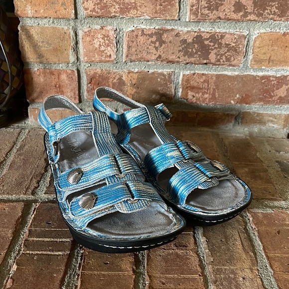 Alegria Kleo Wrapture Blues Sandals - Picture 1 of 10